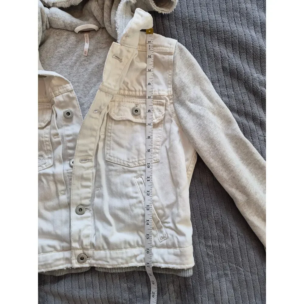 Free People Mixed Media Denim Jacket Knit Sleeves Hooded White Gray Distressed - Picture 4 of 5